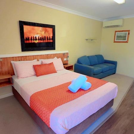 Winchester Motel Moree Bagian luar foto