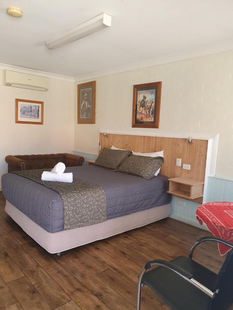 Winchester Motel Moree Bagian luar foto