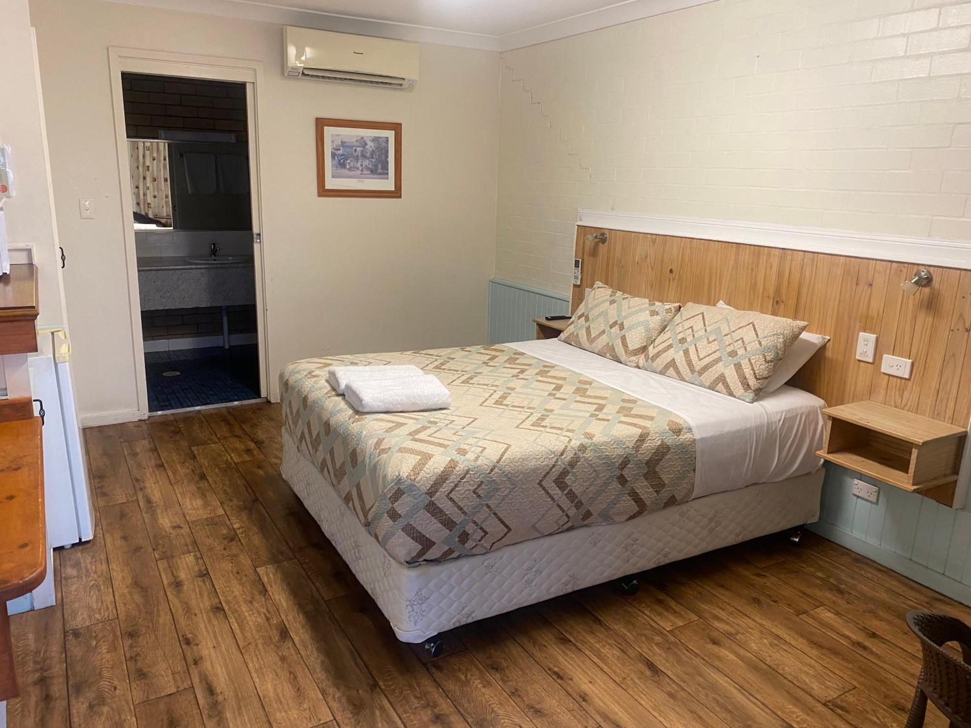 Winchester Motel Moree Bagian luar foto