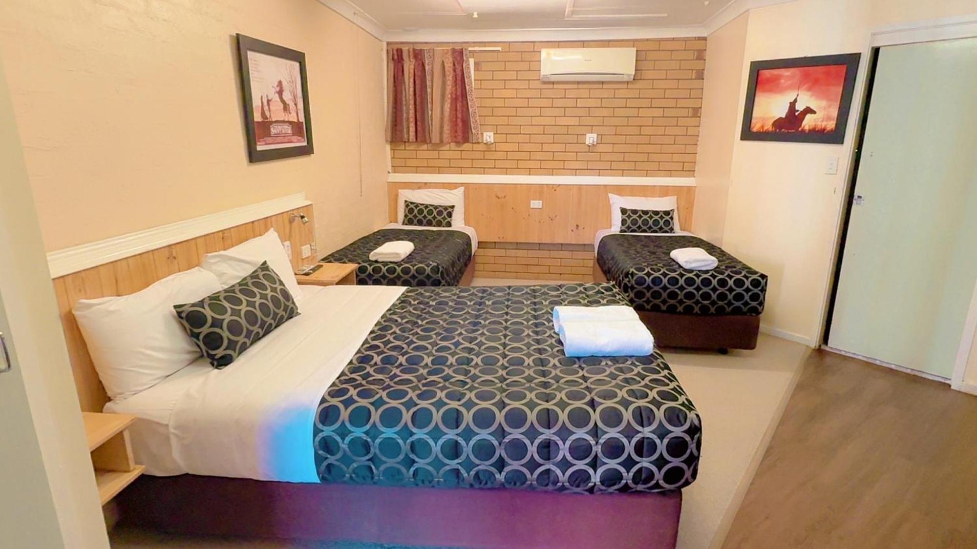 Winchester Motel Moree Bagian luar foto