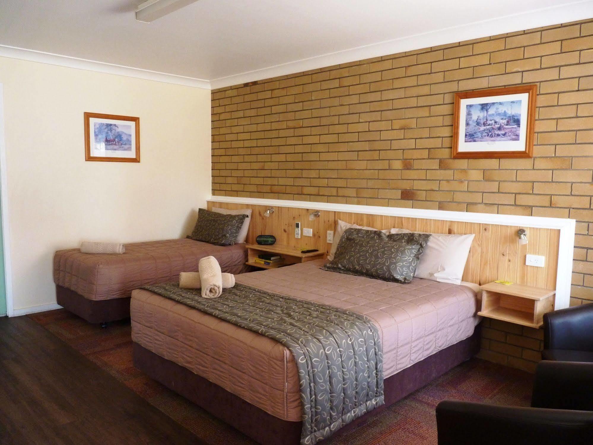 Winchester Motel Moree Bagian luar foto
