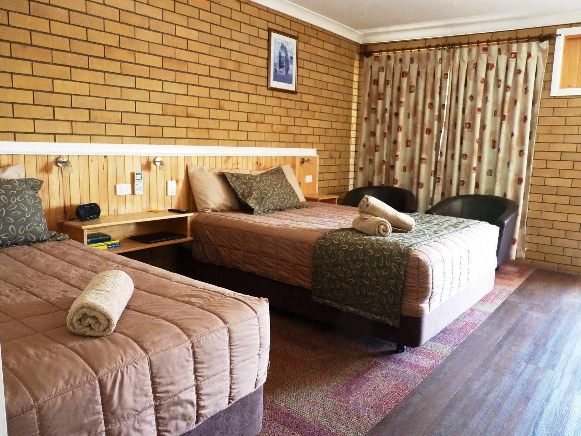 Winchester Motel Moree Bagian luar foto